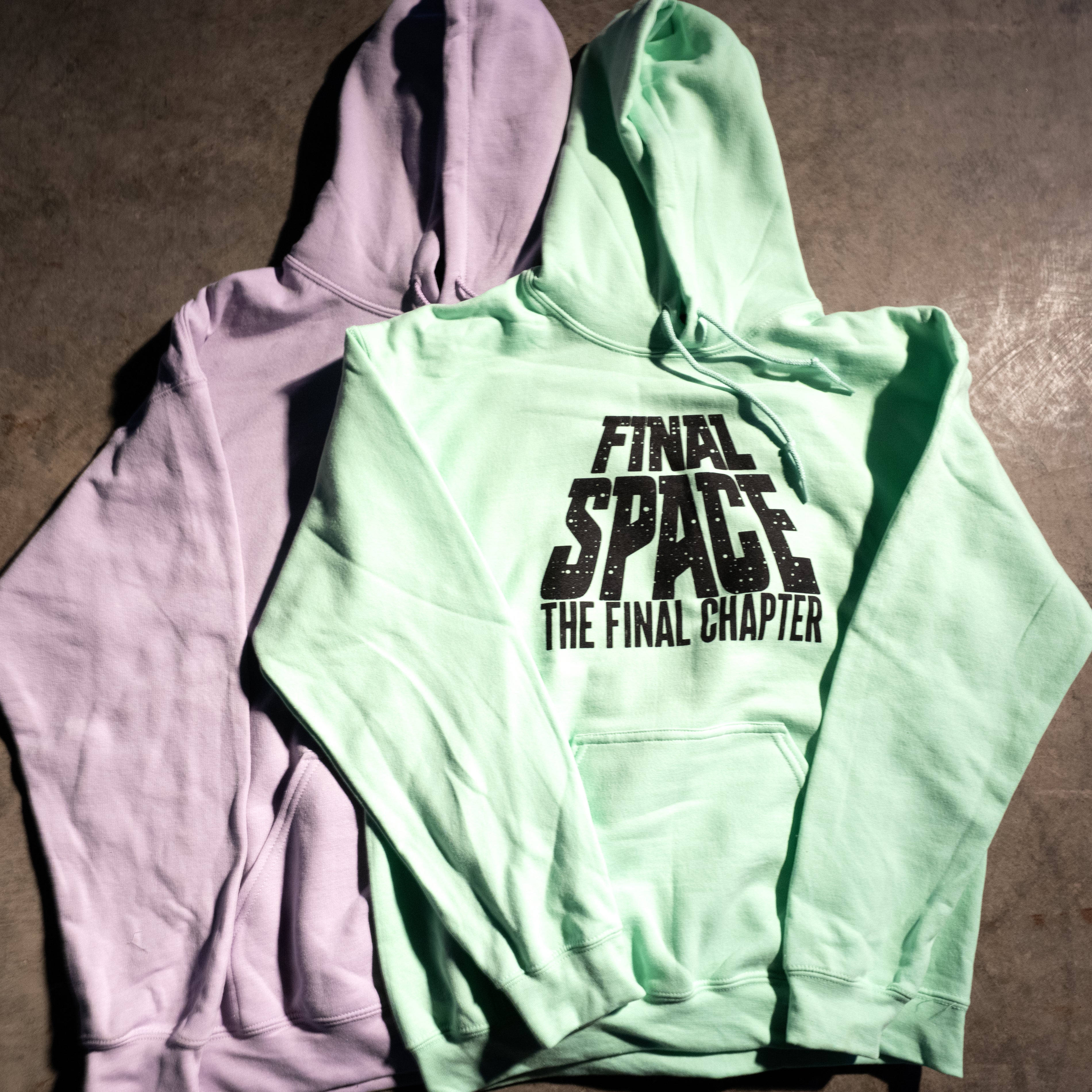 RETROVERSE LOGO HOODIE